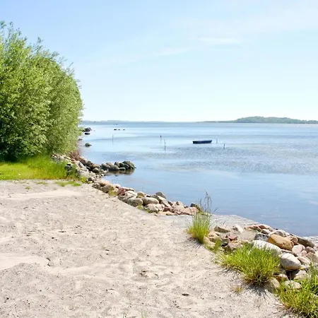 Strandnahe Idylle Am Meer, Private Badestelle Mit Strandkorb - Gutshof Ostseeblick Nr 01 Neuendorf (Rugen)