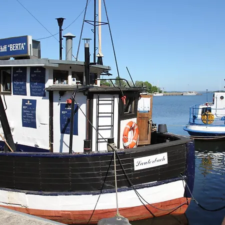 アパート Gutshof Ostseeblick Ferienwohnung 01 *