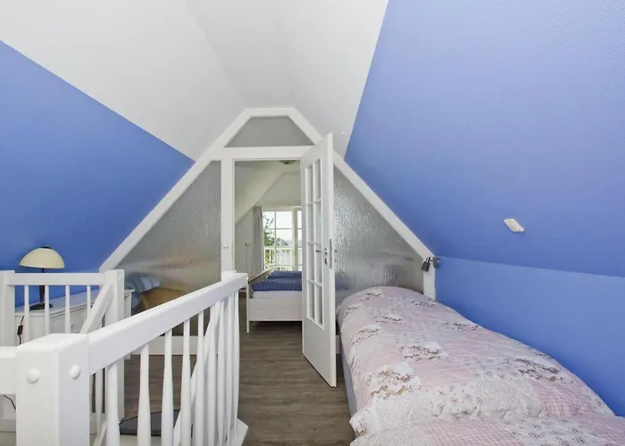 Daire Gutshof Ostseeblick Ferienwohnung 01 *