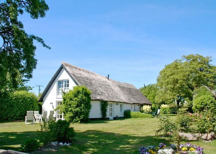 Daire Gutshof Ostseeblick Ferienwohnung 01